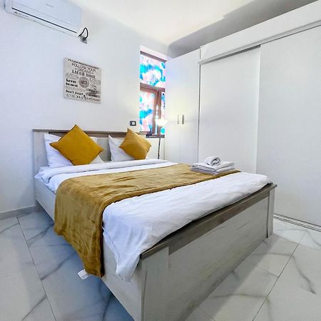White Studio Bucarest Extérieur photo