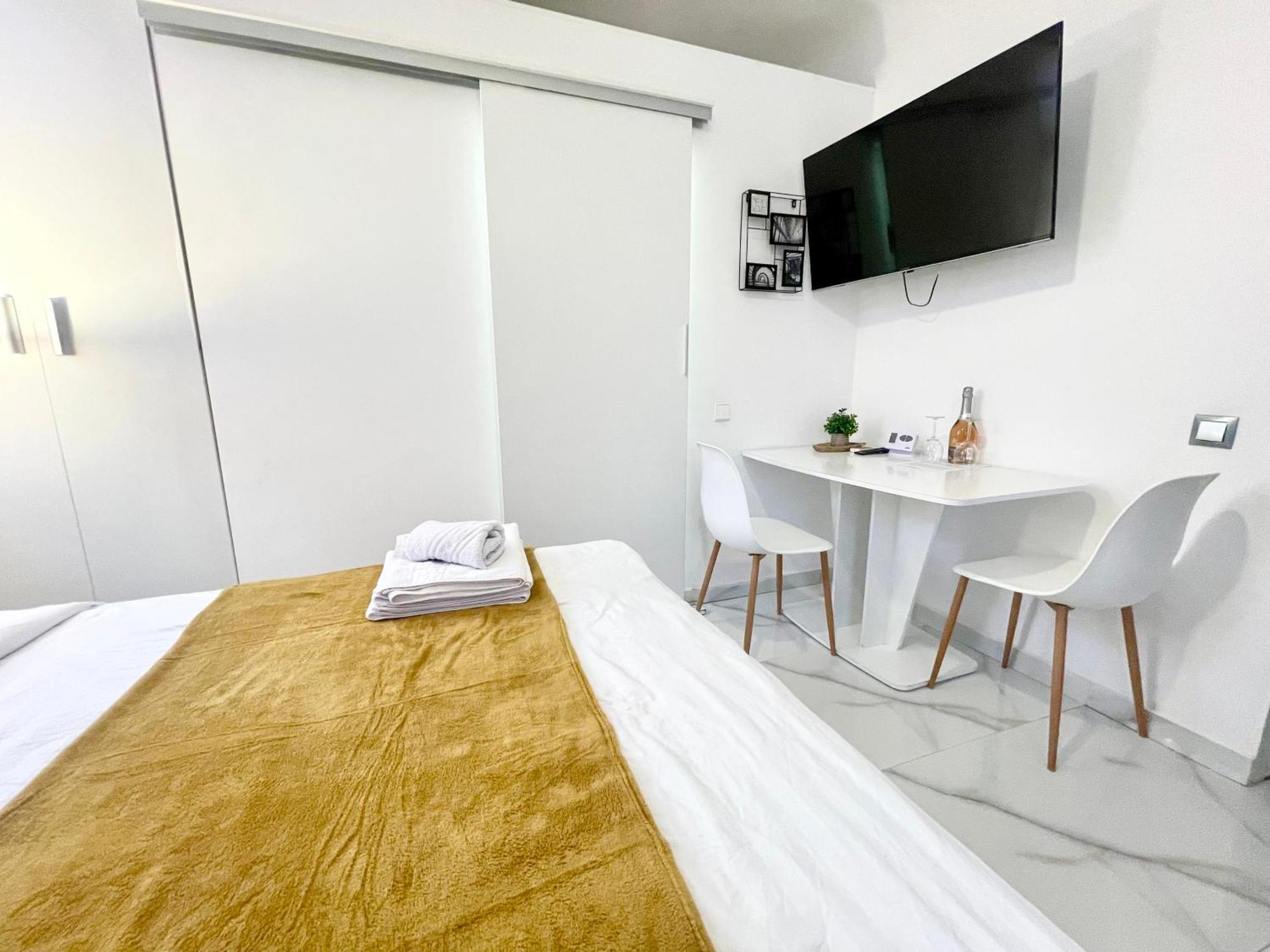 White Studio Bucarest Extérieur photo